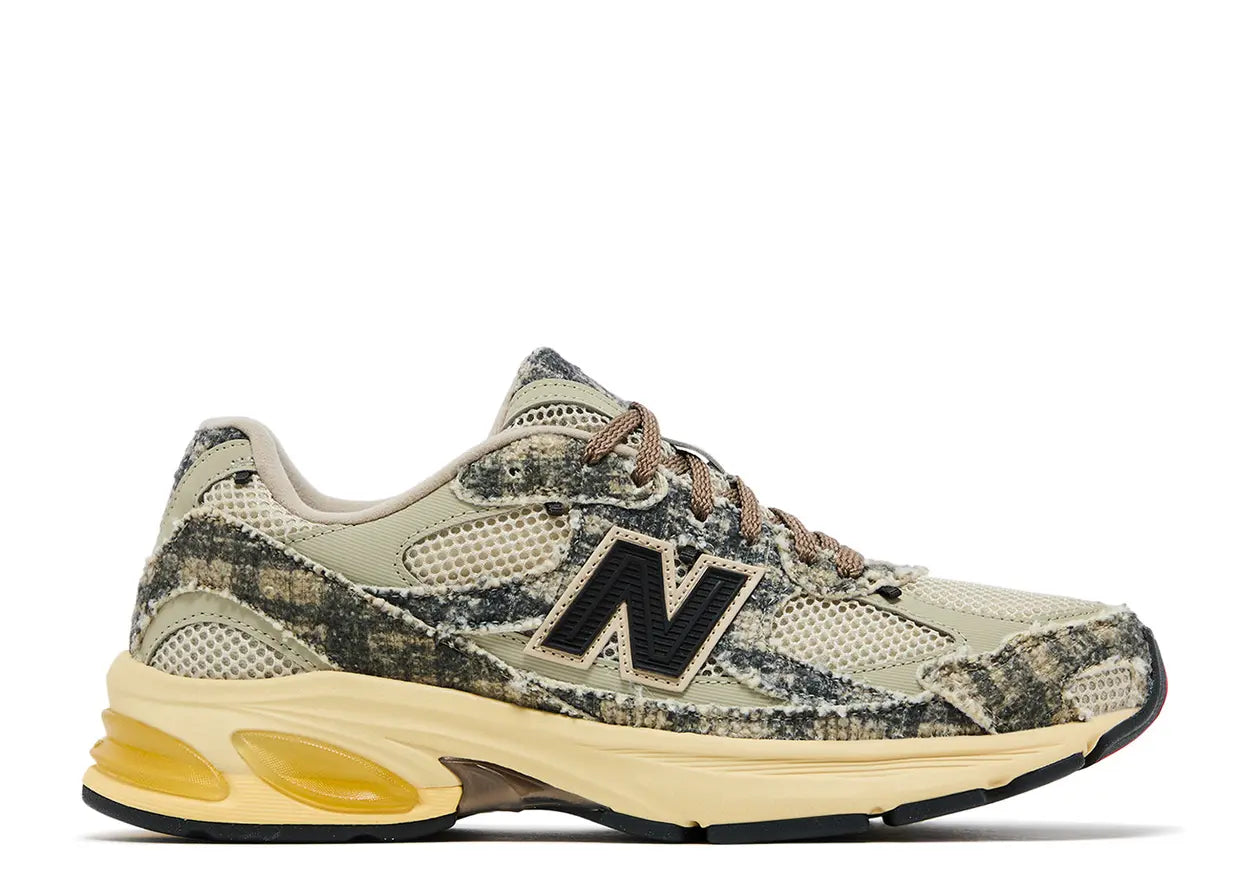 Joe Fresh Goods x New Balance 2010 'Bag Lady'