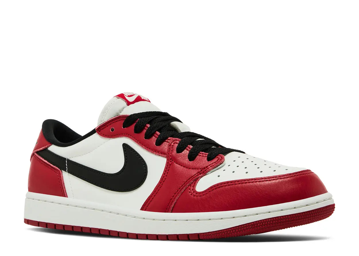 Air Jordan 1 Low OG 'Chicago' 2025