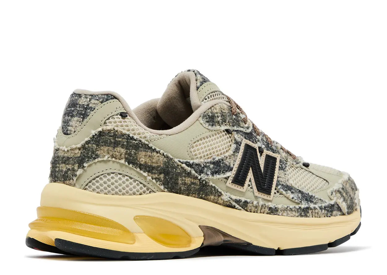 Joe Fresh Goods x New Balance 2010 'Bag Lady'