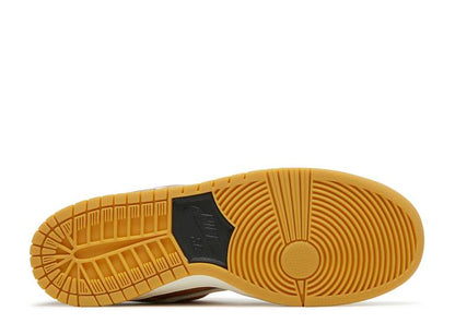 SB Dunk Low 'Dark Russet'