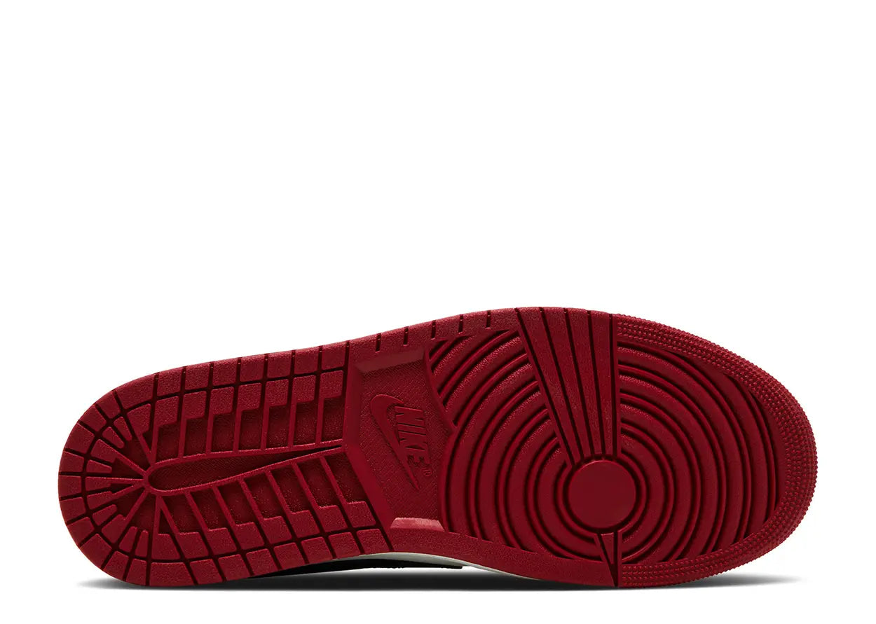 Air Jordan 1 Low OG 'Chicago' 2025