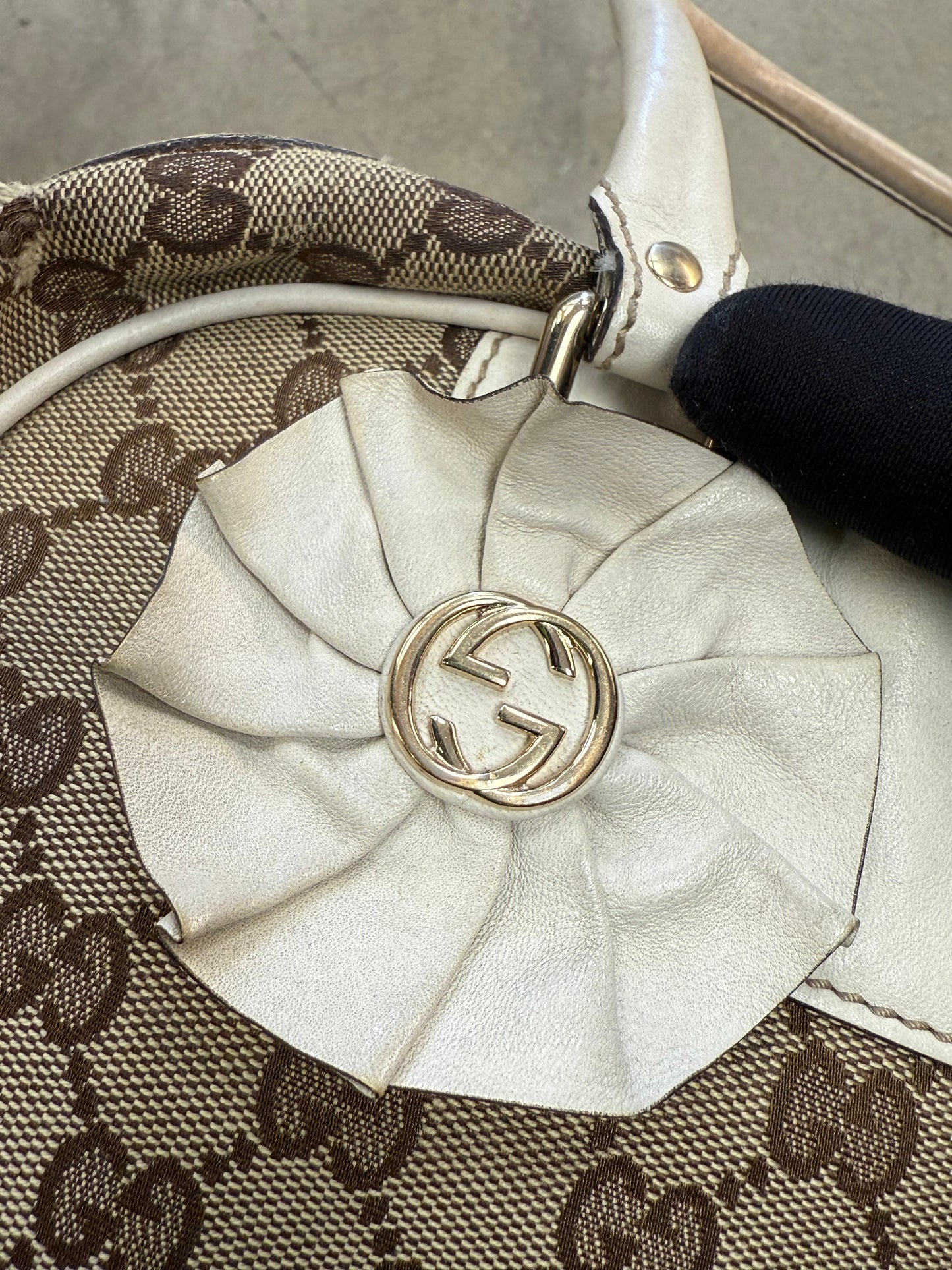 Gucci GG Canvas Trophy Flower Boston Bag 'Beige'
